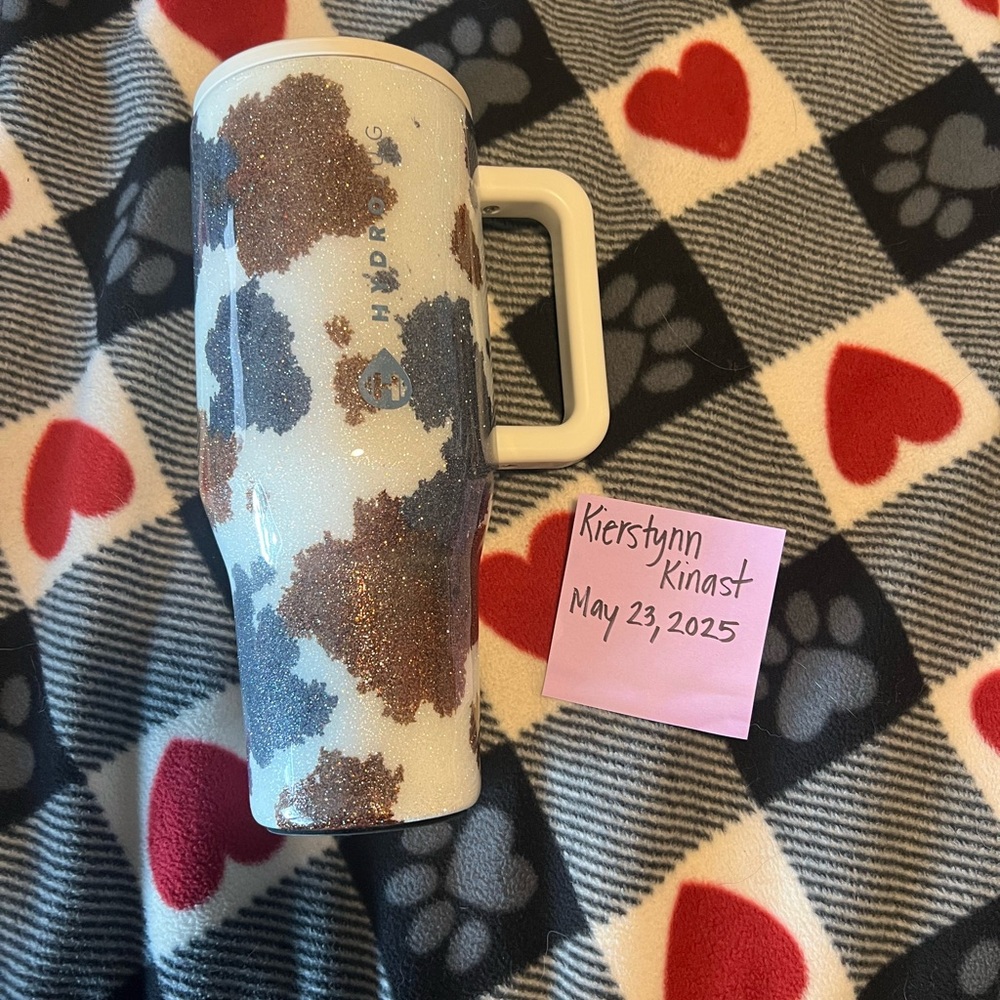 BNWOT Custom Cream HydroJug 40oz